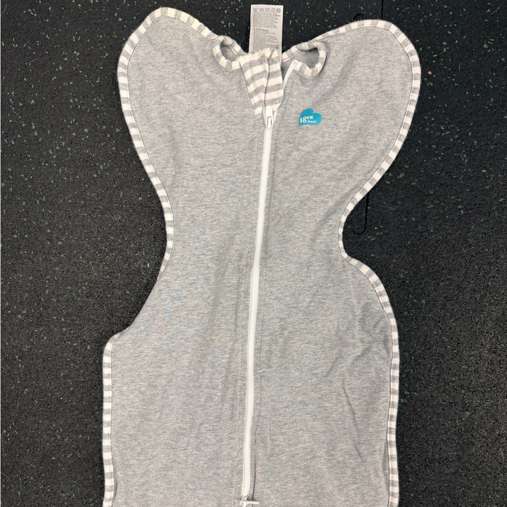 Love to Dream Gray and White Swaddle
